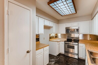 11 Greentree Ln, Bedford, TX 76021 - photo 7