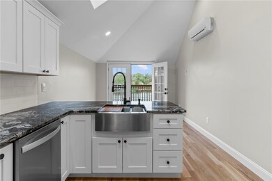 376 Arnolds Neck Dr, Warwick, RI 02886 - photo 5