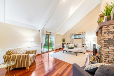 671 Cavalcade Cir, Naperville, IL 60540 - photo 3