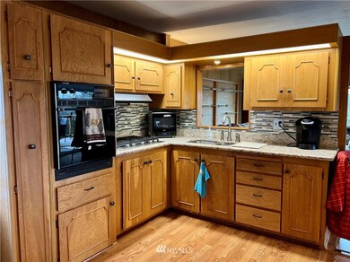 Updated kitchen with ample storage!