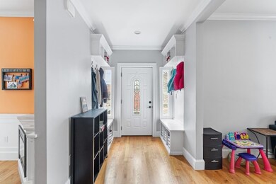 112 Margin St unit 1, Salem, MA 01970 - photo 2