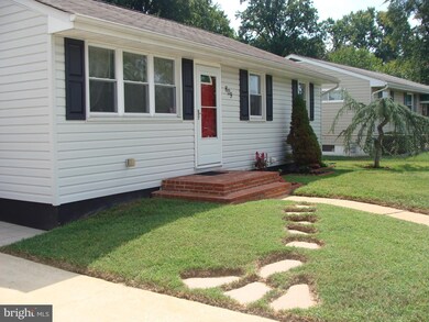 809 Geis Cir, Glen Burnie, MD 21061 - photo 3