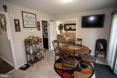 42 Plumtree Ln, Willingboro, NJ 08046 - photo 6