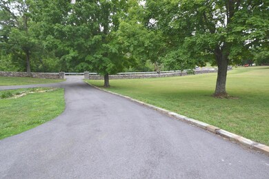 1054 Perryville Rd, Harrodsburg, KY 40330 - photo 5