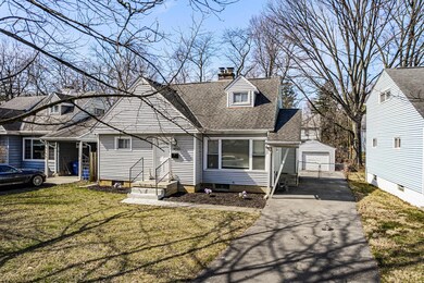 4160 Mayflower Blvd 025