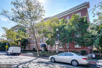 Cavanaugh Courts unit 206, Washington, DC 20036 - photo 3