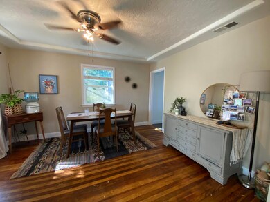 Dining Room 1335