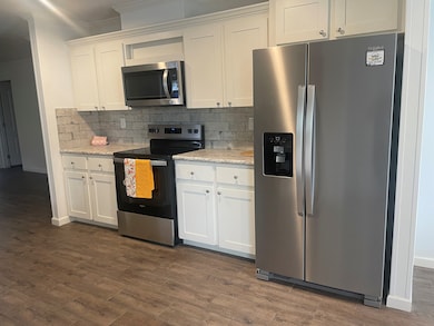 428 Sunbird Square, Sebring, FL 33872 - photo 4