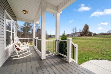 202 Hidden Knoll Dr, Hendersonville, NC 28792 - photo 2