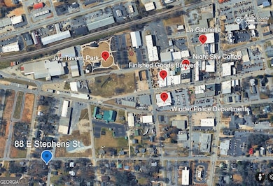 88 E Stephens St, Winder, GA 30680 - photo 3