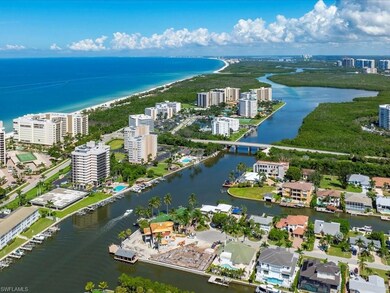 10337 Vanderbilt Dr, Naples, FL 34108 - photo 5