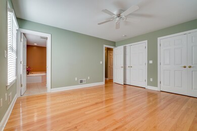 Master Bedroom 1st Flr