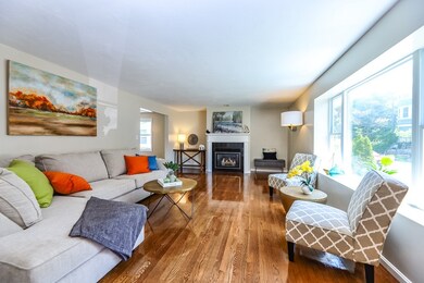 861 Canterbury St, Roslindale, MA 02131 - photo 4