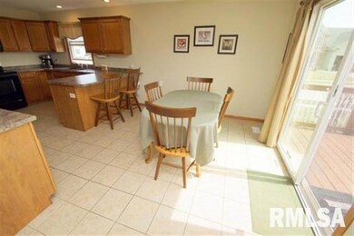 1609 W 66th St, Davenport, IA 52806 - photo 5