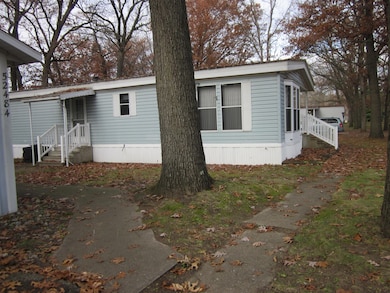 52484 N Point Dr, Mattawan, MI 49071 - photo 3