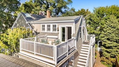 12 Cottage St unit 2, Provincetown, MA 02657 - photo 3