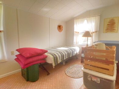 13770 Peach St, Three Oaks, MI 49128 - photo 6