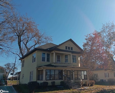 315 S Main St, Sigourney, IA 52591 - photo 6