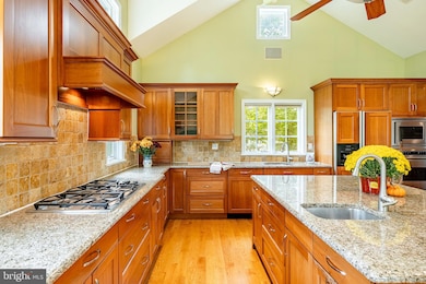 399 Sycamore Mills Rd, Media, PA 19063 - photo 3