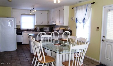 Kitchen/Dining