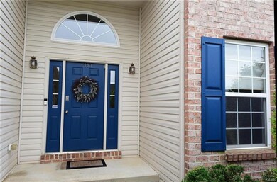 2163 Rolling Meadow Dr, Macungie, PA 18062 - photo 3