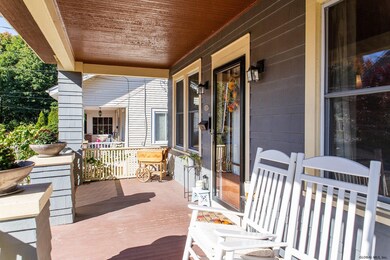 341 Taylor Ct, Troy, NY 12180 - photo 2