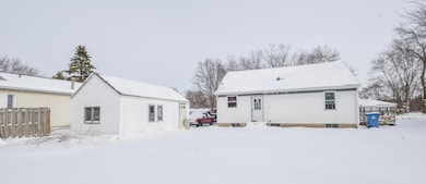 311 Sherman St, Bronson, MI 49028 - photo 2