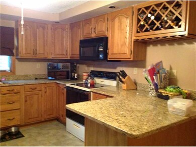 189 Mendon St, Blackstone, MA 01504 - photo 4