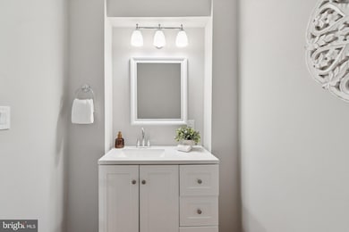 4914 22nd St N, Arlington, VA 22207 - photo 5