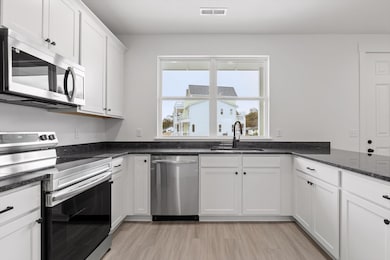 17-905 Blue Heights-17