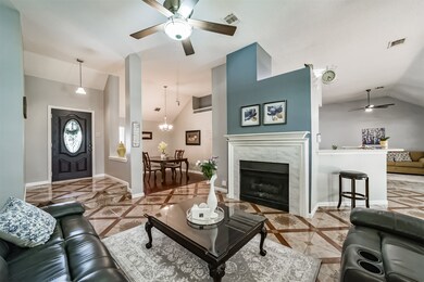 16006 Elmbank Dr, Houston, TX 77095 - photo 4