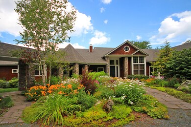 CRAFTSMAN INSPIRED CONTEMPORARY