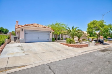 Mediterranean / spanish-style home featuring stucc