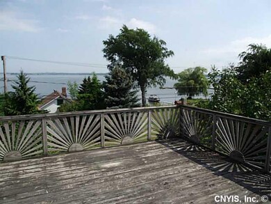 Deck Deck off Garage/Waterview