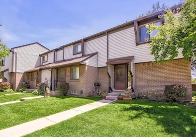 100 Hazelcrest Place, Hazel Park, MI 48030 - photo 5