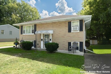 3-web-or-mls-711-e-fairplains-st
