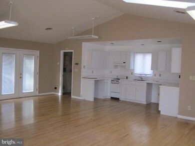 736 Edmondson Ave, Catonsville, MD 21228 - photo 6