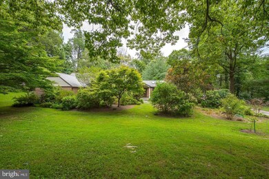 205 Spruce Tree Rd, Wayne, PA 19087 - photo 2