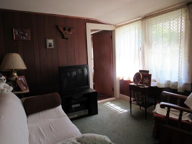 20 First St, Claremont, NH 03743 - photo 7