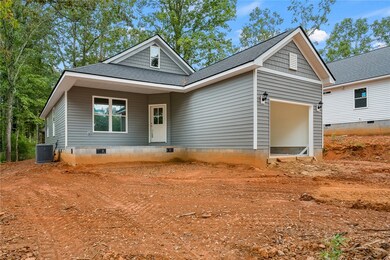 209 Carswell Dr, Anderson, SC 29624 - photo 2