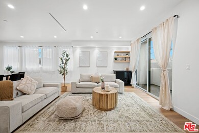 841 N Mccadden Place unit 2, Los Angeles, CA 90038 - photo 3