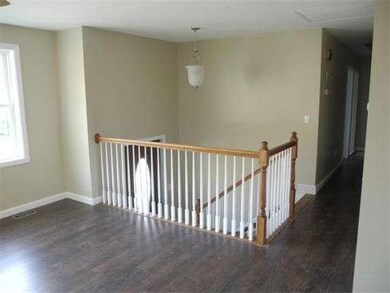 75 Crisci St, Leominster, MA 01453 - photo 4