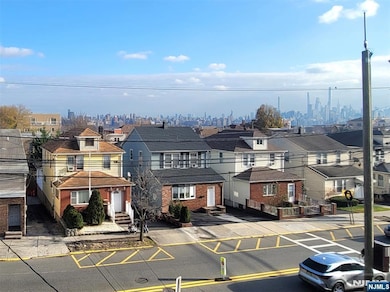 201 Palisade Ave unit 2nd Fl, Cliffside Park, NJ 07010 - photo 3