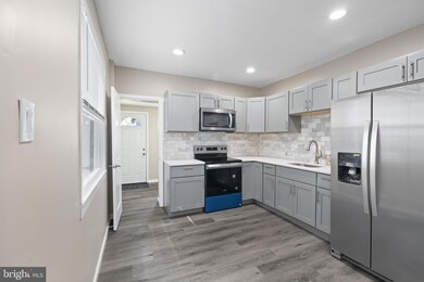 441 E Loudon St, Philadelphia, PA 19120 - photo 4