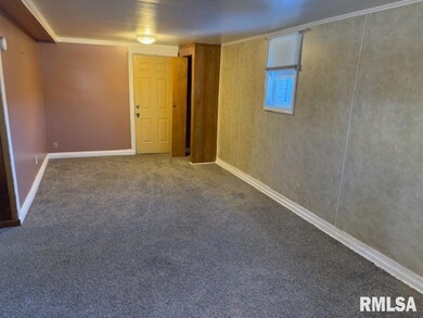 239 Elm St, East Peoria, IL 61611 - photo 4