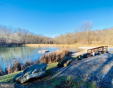 444 Rome Beauty Dr, Linden, VA 22642 - photo 3