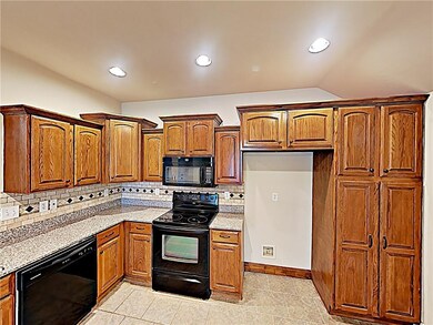 2408 SE 10th Place, Moore, OK 73160 - photo 5