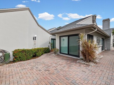 10671 Andrew Ln, Seminole, FL 33777 - photo 7