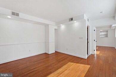 1125 12th St NW unit 41, Washington, DC 20005 - photo 3