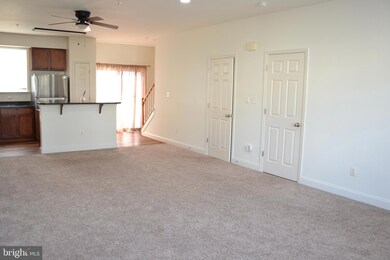 21910 Weeping Willow Ln unit B, Lexington Park, MD 20653 - photo 4